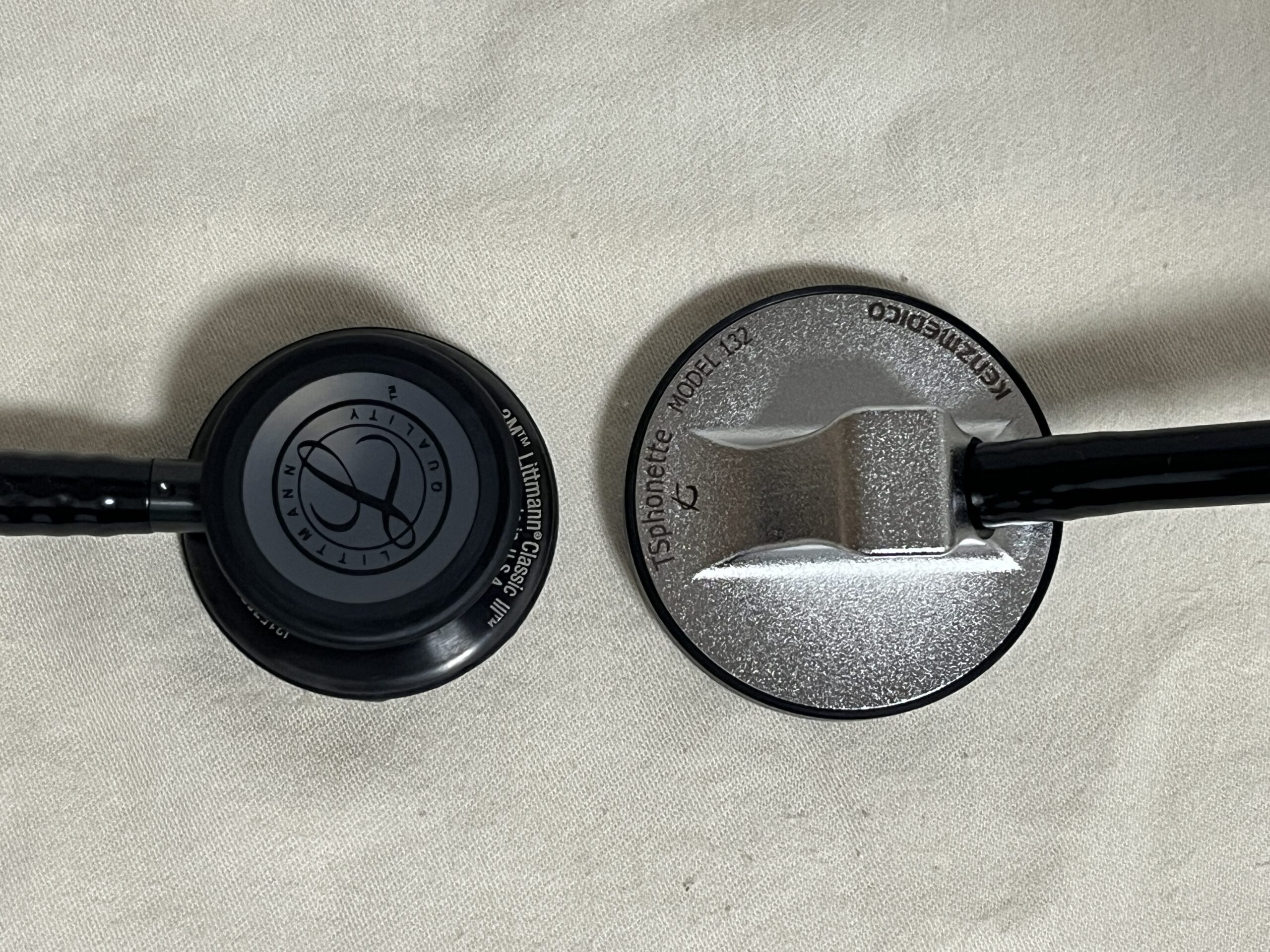 Classic III(左)とTS-FONETTE No.132(右)を上から比較